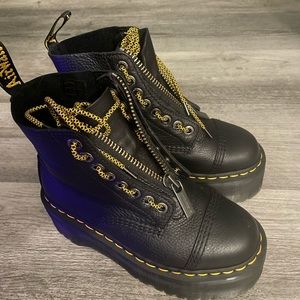 Dr Martens Sinclair Milled Napa Leather Platform Boots Size 6